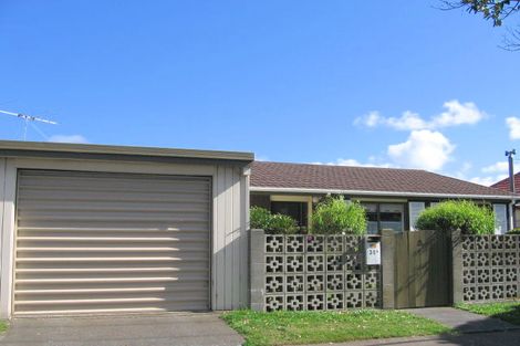 Photo of property in 30a Monorgan Road, Strathmore Park, Wellington, 6022