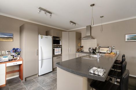 Photo of property in 35a Arrow Crescent, Holmes Hill, Oamaru, 9401