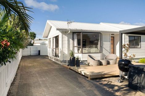 Photo of property in 228 Gravatt Road, Papamoa Beach, Papamoa, 3118