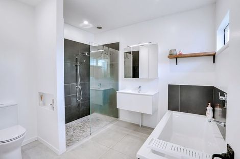 Photo of property in 340 Peachgrove Road, Fairfield, Hamilton, 3214