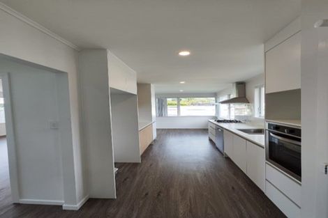 Photo of property in 11 Coletta Lane, Te Atatu South, Auckland, 0610