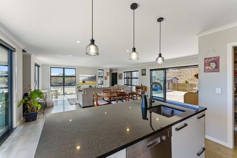Photo of property in 174 Harakeke Road, Te Horo, Otaki, 5581