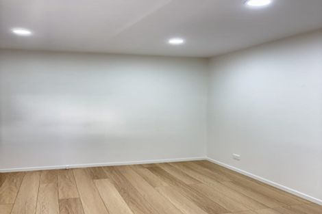 Photo of property in 1/307 East Coast Road, Mairangi Bay, Auckland, 0630