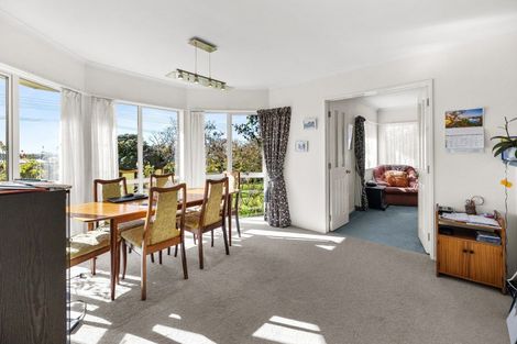 Photo of property in 1 Cobbe Place, Pomare, Rotorua, 3015