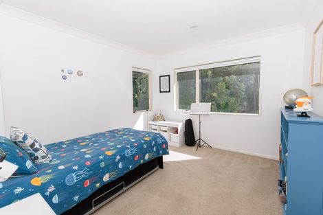 Photo of property in 6 Chippenham Grove, Churton Park, Wellington, 6037