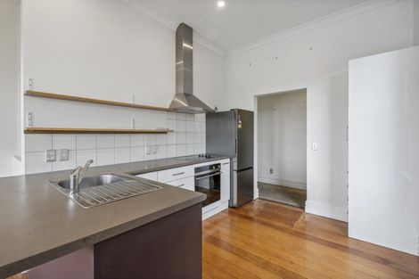 Photo of property in 24 Charlotte Avenue, Brooklyn, Wellington, 6021