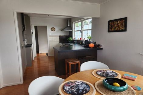 Photo of property in 9 Trosk Place, Waiuku, 2123