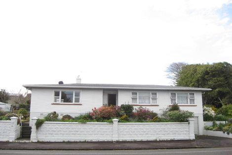 Photo of property in 221 Tukapa Street, Westown, New Plymouth, 4310