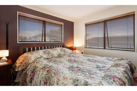 Photo of property in 2/127 Coronation Road, Papatoetoe, Auckland, 2025