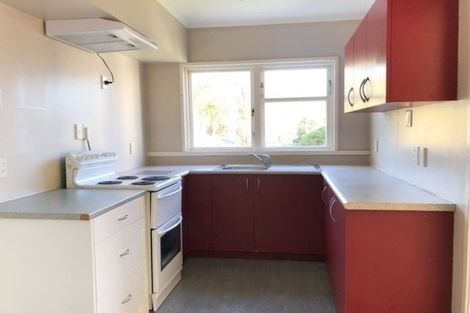 Photo of property in 95 Farmer Crescent, Taita, Lower Hutt, 5011