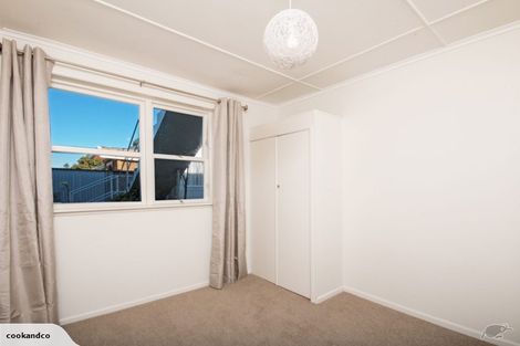 Photo of property in 39 Alice Avenue, Orewa, 0931