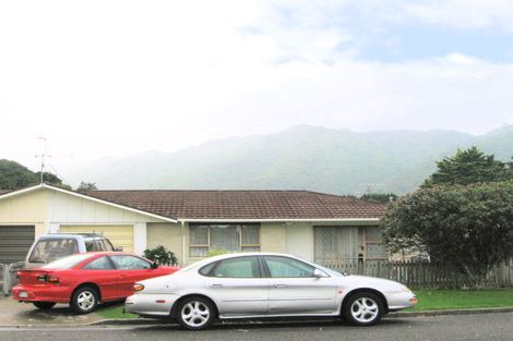 Photo of property in 1 Koromiko Road, Waikanae, 5036