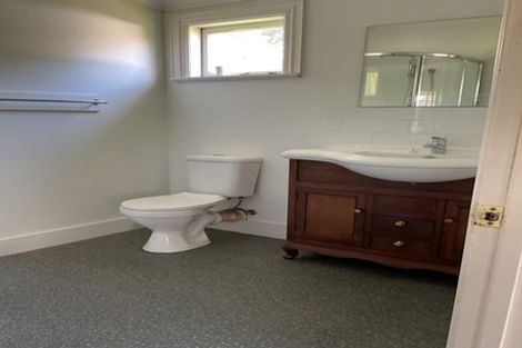 Photo of property in 305 Paparata Road, Bombay, 2675