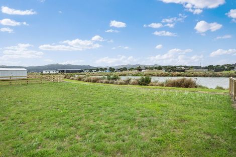 Photo of property in 208 Hamiora Street, Matarangi, 3592