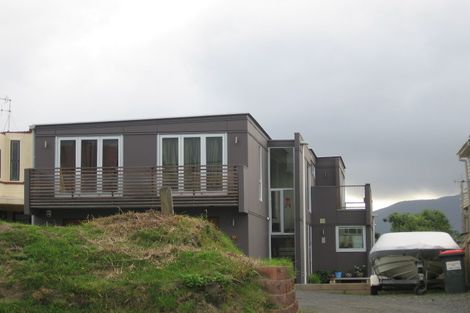 Photo of property in 75 Manly Street, Paraparaumu Beach, Paraparaumu, 5032