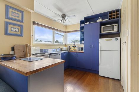 Photo of property in 201b Weka Street, Whangamata, 3620