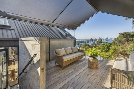 Photo of property in 22 Bridge View Road, Birkenhead, Auckland, 0626