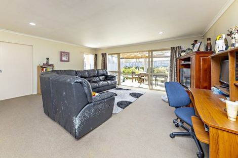 Photo of property in 23 Milson Drive, Papakura, 2110