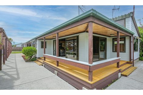 Photo of property in 238 Estuary Road, South New Brighton, Christchurch, 8062