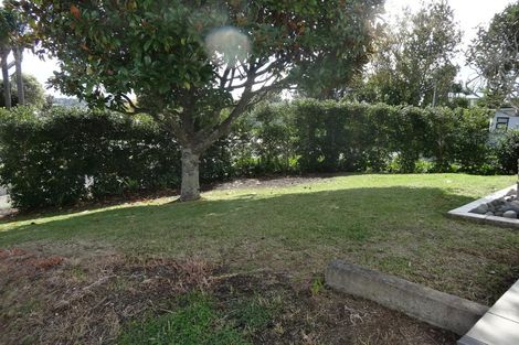 Photo of property in 2 The Anchorage, Sunnyhills, Auckland, 2010