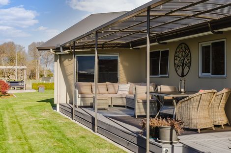 Photo of property in 21 Chamberlain Road, Masterton, 5888