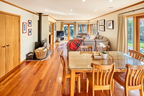 Photo of property in 7 Massey Avenue, Woburn, Lower Hutt, 5010