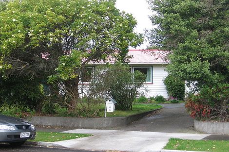 Photo of property in 18 Bond Street, Hokowhitu, Palmerston North, 4410