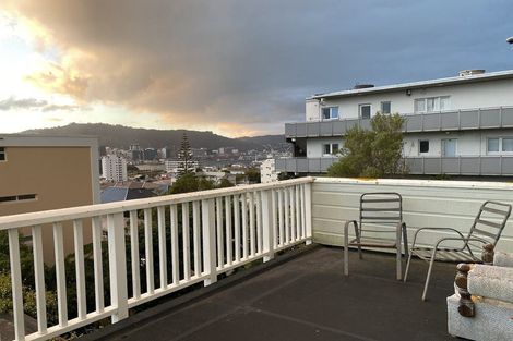Photo of property in 14 Prince Street, Mount Victoria, Wellington, 6011