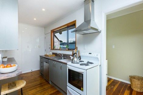 Photo of property in 63 Kashmir Avenue, Clouston Park, Upper Hutt, 5018