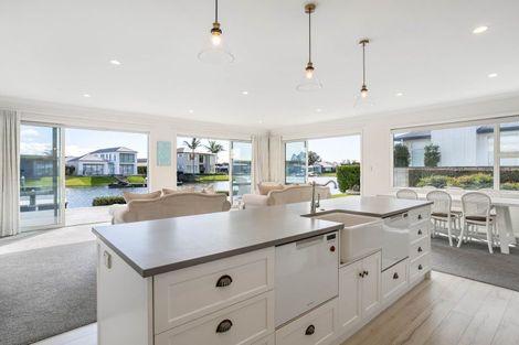 Photo of property in 306 Waterways Parade, Pauanui, Hikuai, 3579