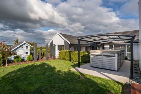 Photo of property in 1 Moemoea Place, Cambridge, 3434