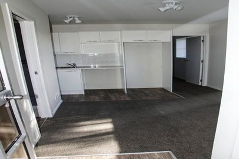 Photo of property in 1/39 Bayview Road, Bayview, Auckland, 0629