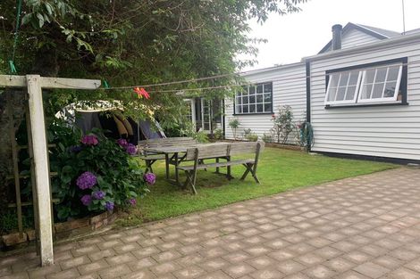 Photo of property in 73 Wallath Road, Westown, New Plymouth, 4310