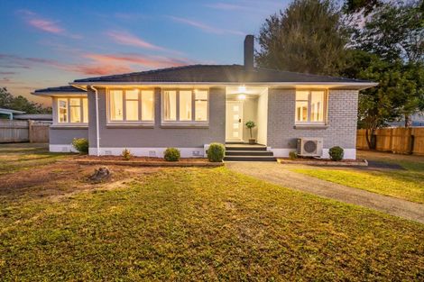 Photo of property in 14f1- Holdsworth Avenue, Trentham, Upper Hutt, 5018