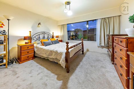 Photo of property in 2/24 Prictor Street, Papakura, 2110