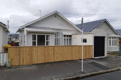 Photo of property in 29 Freyberg Street, Lyall Bay, Wellington, 6022