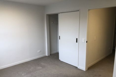Photo of property in 15/2u Stone Street, Miramar, Wellington, 6022