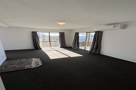 Photo of property in 16 Goldnib Place, Randwick Park, Auckland, 2105