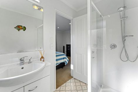 Photo of property in 7 Omana Avenue, Shelly Beach, Helensville, 0874