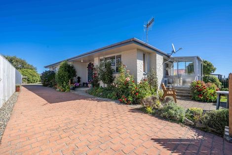 Photo of property in 19 Milford Street, Heidelberg, Invercargill, 9812