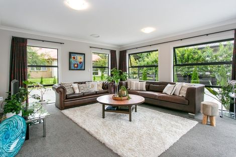 Photo of property in 48b Hamilton Road, Cambridge, 3434