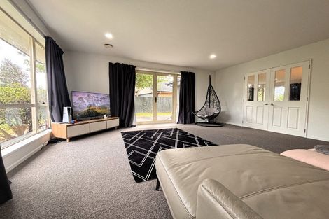 Photo of property in 11 Coppinger Terrace, Aidanfield, Christchurch, 8025