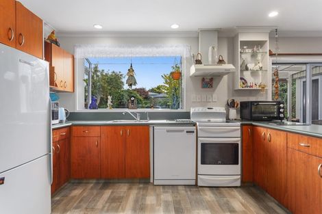 Photo of property in 14 Henderson Street, Whakatane, 3120