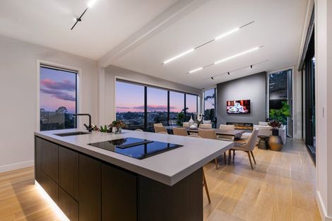 Photo of property in 351 Upper Harbour Drive, Greenhithe, Auckland, 0632