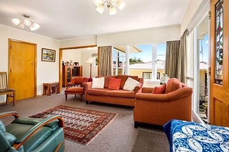 Photo of property in 52 Chester Road, Tawa, Wellington, 5028