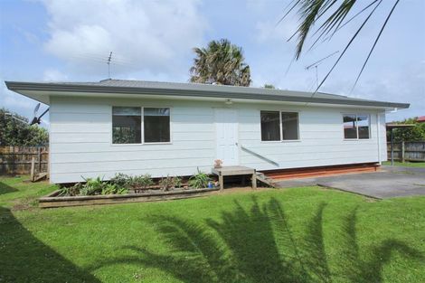 Photo of property in 2/62 Walworth Avenue, Pakuranga Heights, Auckland, 2010