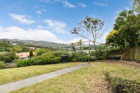 Photo of property in 87 Allington Road, Karori, Wellington, 6012