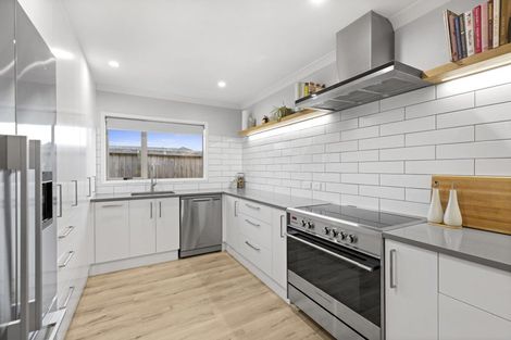 Photo of property in 64 Wattle Drive, New Brighton, Christchurch, 8083