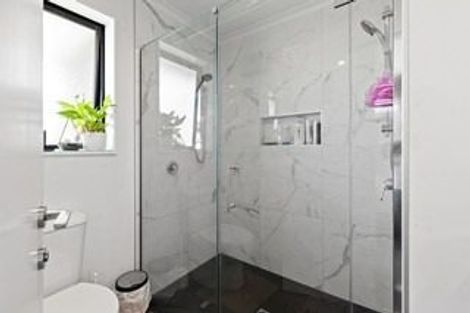 Photo of property in 32 Selfe Crescent, Burwood, Christchurch, 8083