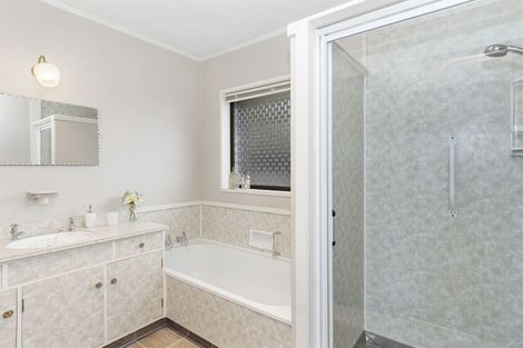 Photo of property in 268b Ngatai Road, Otumoetai, Tauranga, 3110